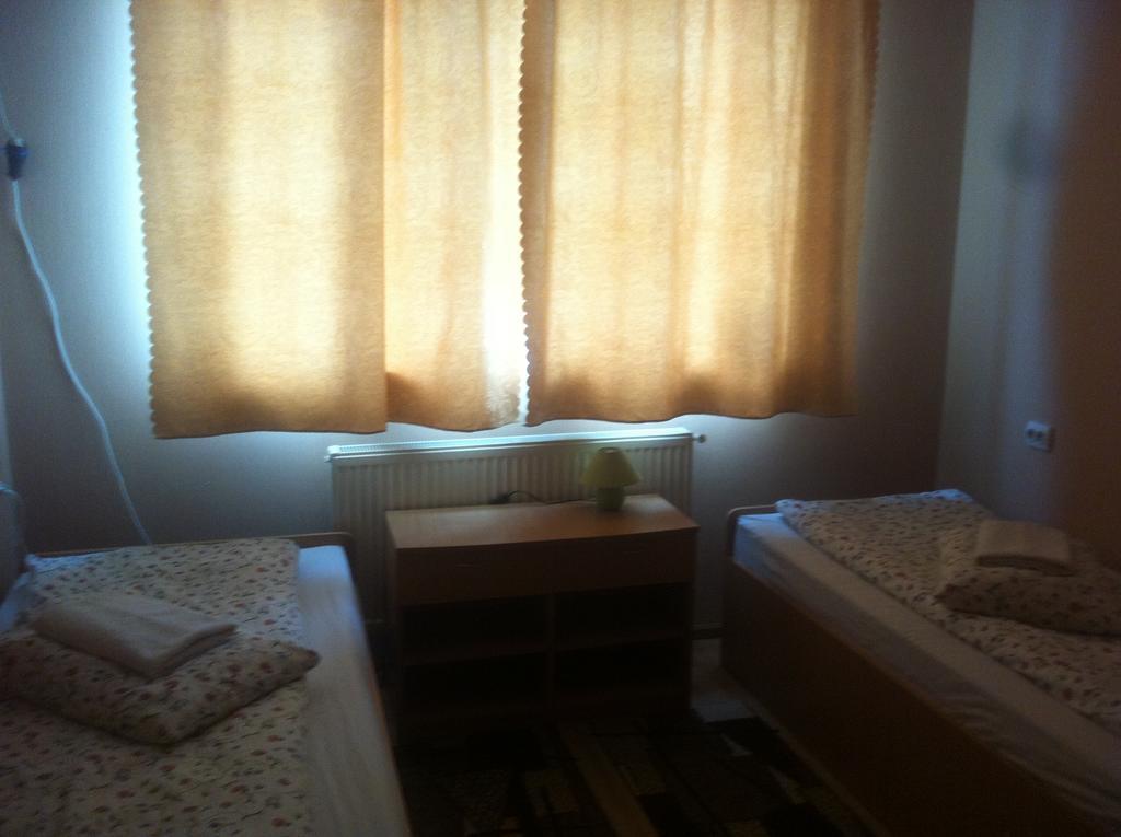Piroshka Hotel 别列戈沃 外观 照片